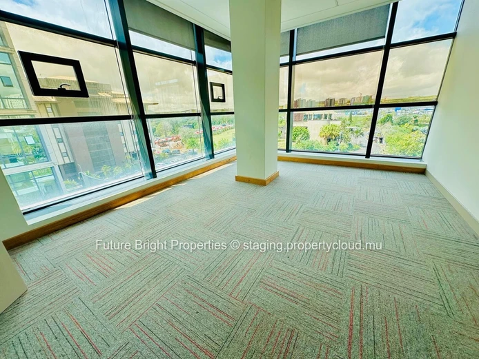 Office Space for Rent – Prime Location 