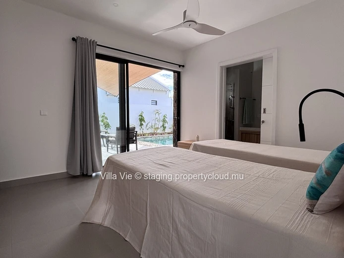 Petit Raffray - New 3 en-suite bedroom villa with swimming pool (Sole Mandate)