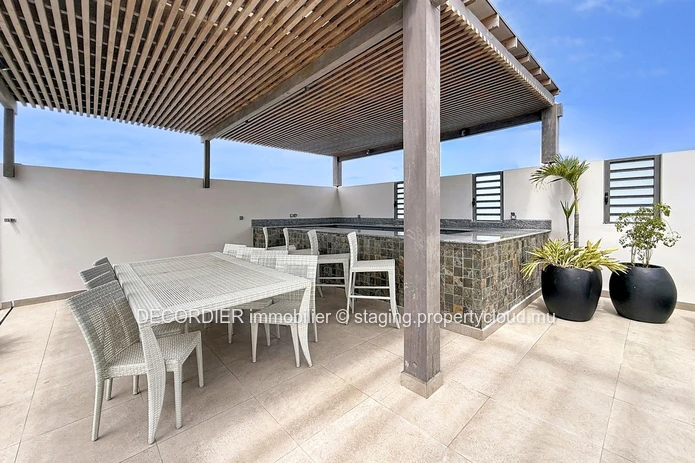 Penthouse - accès plage privée