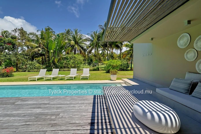 Elegant 3-Bedroom Golf View Villa in Mauritius