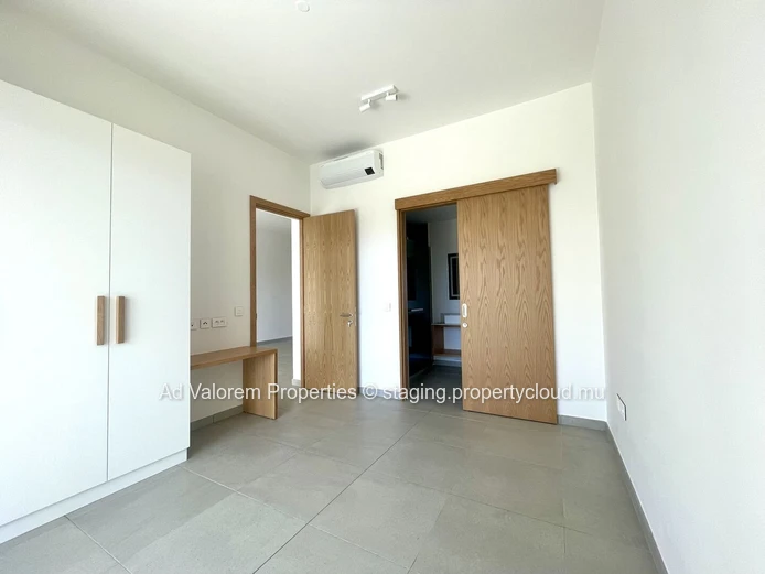 2-Bedroom Apartments – Resort-Style in Péreybère