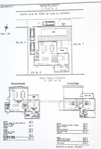 Sale accessible to Mauritians only. Lovely villa in a secure residence, 5 minutes from the beach and the center of Gr...