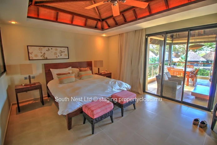 Luxury 3 bedroom apartment in a prestigious estate.
