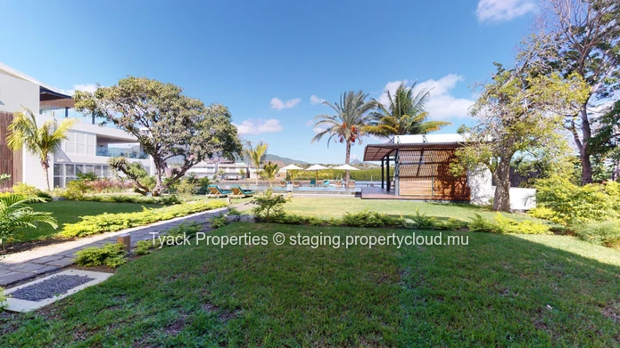 PDS Apartment for Sale – Waterfront Luxury in Rivière Noire
