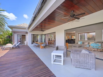 4 Bedroom Villa