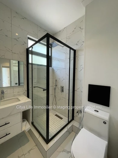 Brand new three-bedroom en-suite apartment in the heart of Grand Baie.