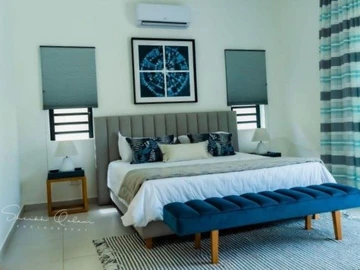 4 Bedroom Villa
