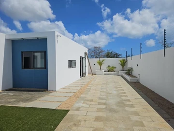 5 Bedroom Villa
