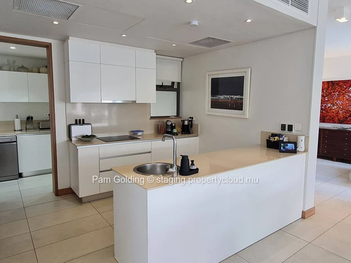 Luxueuse Villa de 4 Chambres au Mont Choisy - Vie Intérieure-Extérieure Harmonieuse