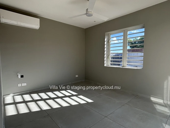Charmoses – New family home with 4 en-suite bedrooms, a swimming pool and a garden