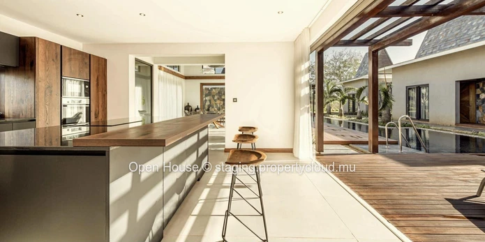 JACARANDA Phase 3 - BALACLAVA - 3 chambres en suite -  magnifiques piscine Pool House et grand jardin.