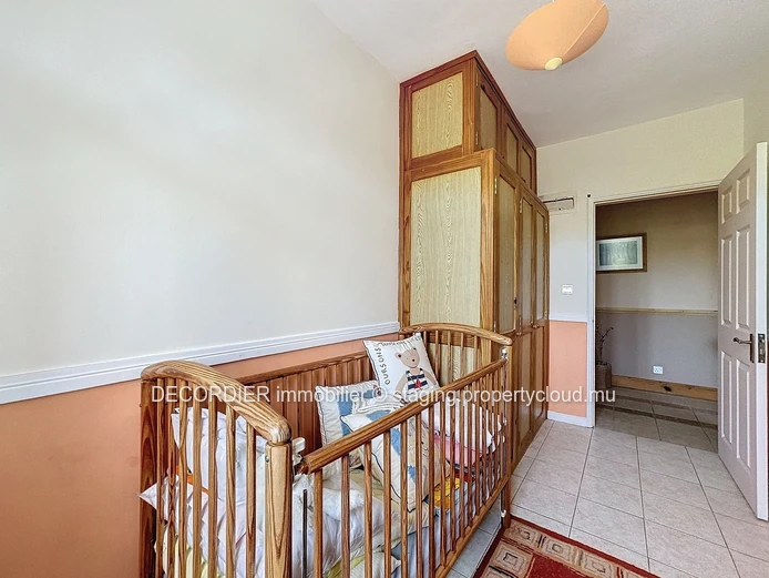 Charming family home in Grand Gaube, close to the sea (Sole Mandate)