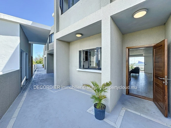 Rare duplex in Pereybere!