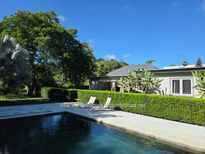 Foret Daruty - Charmante villa de 4 chambres avec piscine et grand jardin