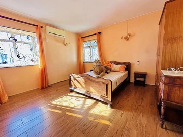 Maison de 6 Chambres