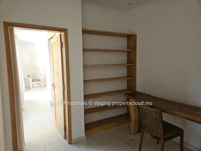 Luxury 4-Bedroom Villa for Sale in Pointe aux Biches – Near Beach