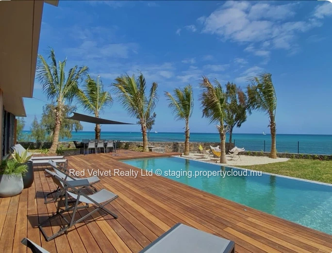  Luxurious Beachfront Apartment for Rent in Pereybere, Grand Baie