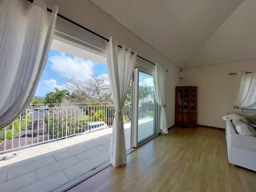 6 Bedroom House