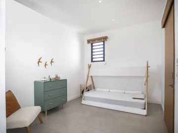 5 Bedroom Villa