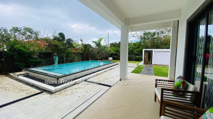 Luxury villa for rent on Calodyne!