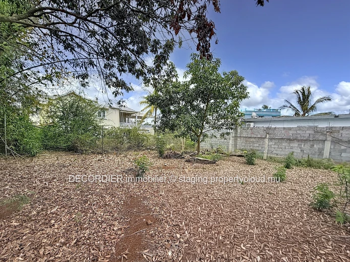 Residential plot for sale in Pointe aux Piments