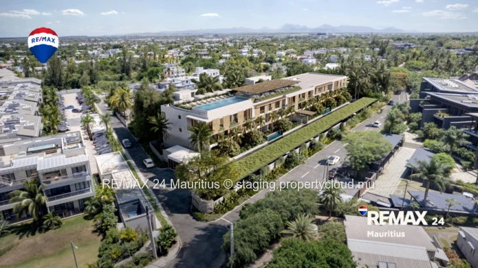 Experience Refined Beachfront Living in Pereybere