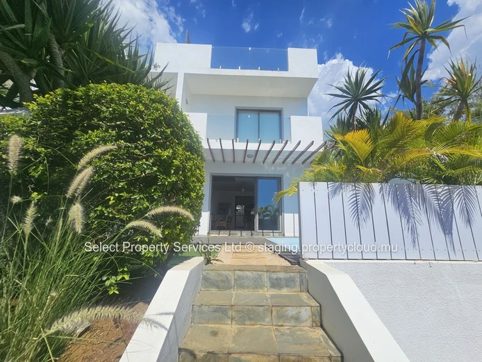 Duplex à vendre à Flic en Flac - Rs