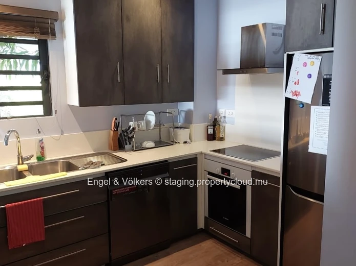 Beachfront 3-Bedroom Apartment for Rent – Black River