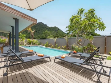 4 Bedroom Villa