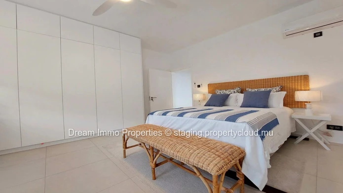 Stunning Mountain And Sea Views! Penthouse With Private Rooftop In Tamarin – Mauritius