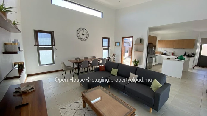 Luxury Villa with Private Pool in Pereybere - 3 Beds, Office, & More! Rs - Don't Miss Out!