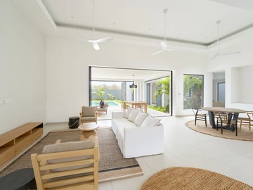 4 Bedroom Villa