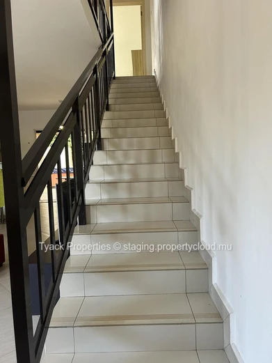Modern 3-Bedroom Duplex with Jacuzzi Near the Beach – RES Scheme
