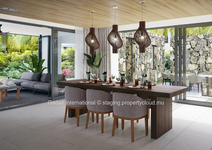 Luxury villa for sale in Belle Mare, Mauritius with direct access to the beach