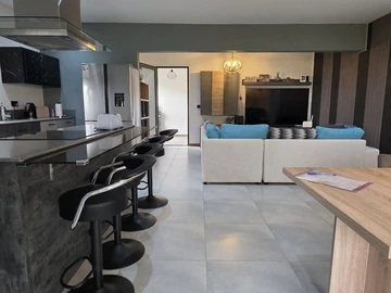 3 Bedroom Townhouse, Duplex