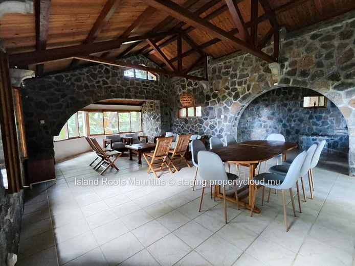 Charme d'Antan & Sérénité Absolue : Une maison de 3 chambre à Ferré, Mapou (Mandat exclusif)
