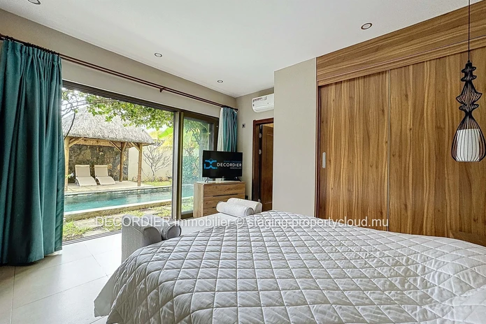 Villa contemporaine située dans une résidence sécurisée
