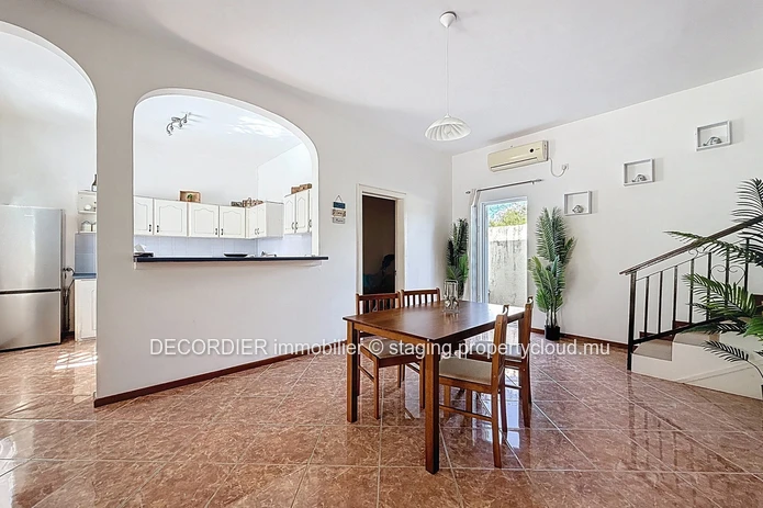 Villa élégante avec piscine et balcon à Pereybère