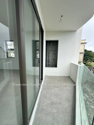 Superbe Appartement Construit De 2 Chambres A Tamarin – Ile Maurice