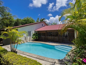 4 Bedroom Villa