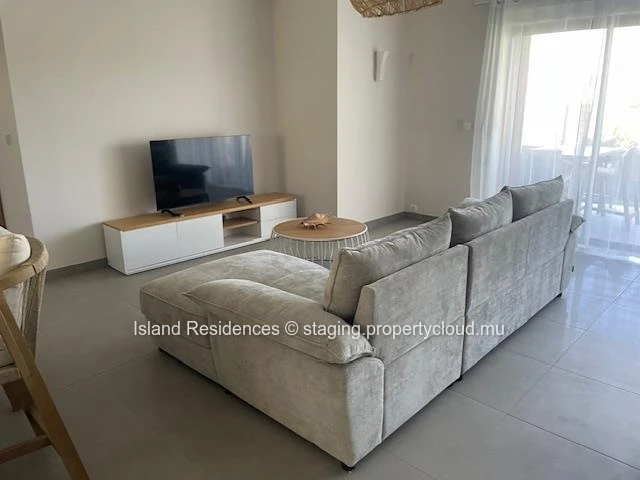 3 bedroom apartment on the first floor (escalator) in a newly built upscale secure residence with swimming pool and p...