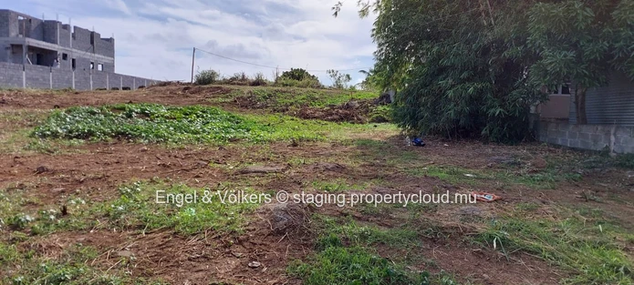 Residential Plot for Sale – 1709 m² – Grand Gaube