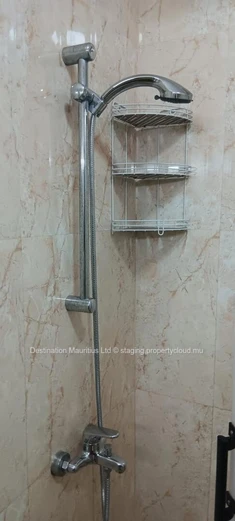 Modern furnished 2 bedroom apartment for rent in Trou aux Biches - 60m², 2 bedrooms, parking, yard, water tank - 28 0...