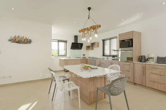 Contemporary Villa for Sale in Pereybere – Mauritian Citizens Only