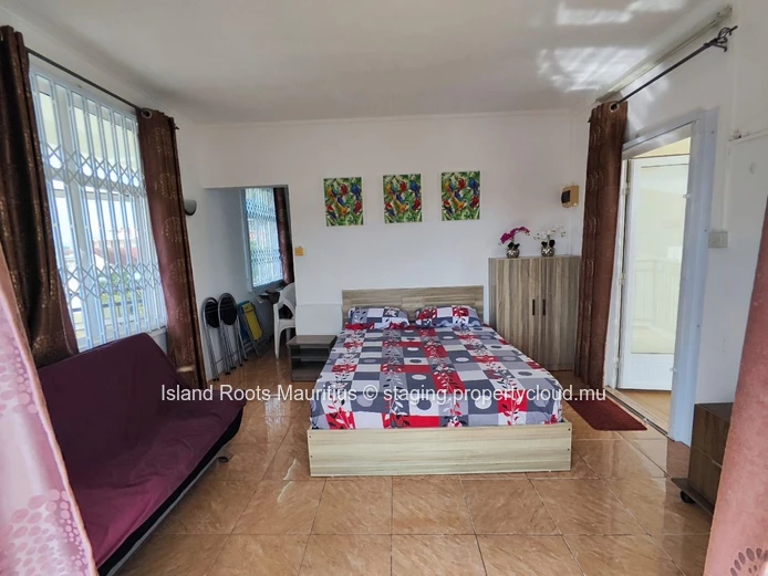 Appartement d'une chambre en vente, idéalement situé à Péreybère