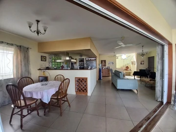 Maison de 4 Chambres