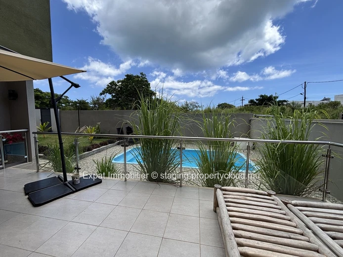 Villa Familiale Avec Piscine Sécurisée À Grand Baie – Environnement Calme