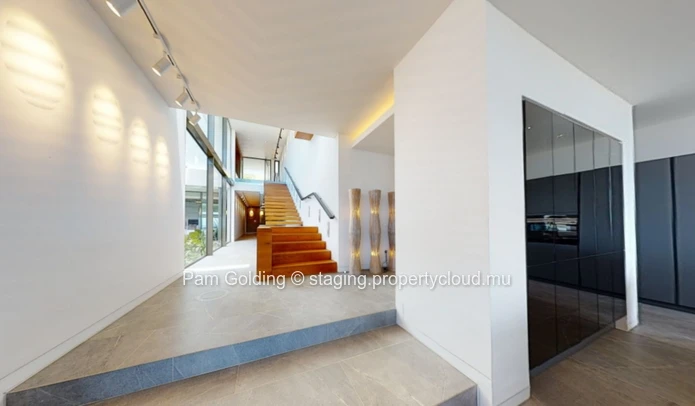 Villa Contemporaine de cinq chambres a vendre a Villa Valriche