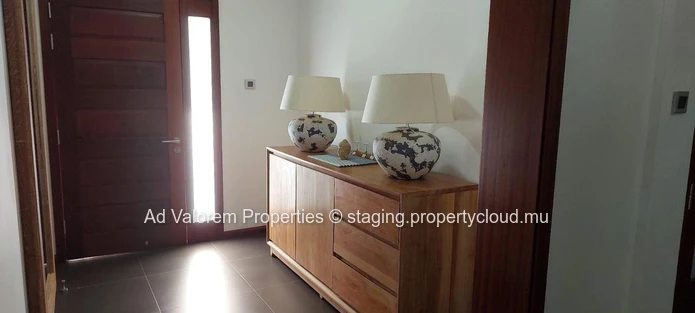 Beautiful house for sale in Tamarin