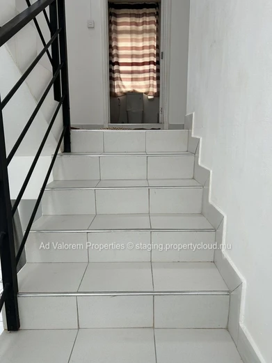 Spacious 3-Bedroom House for Rent in Flic en Flac with Private Pool